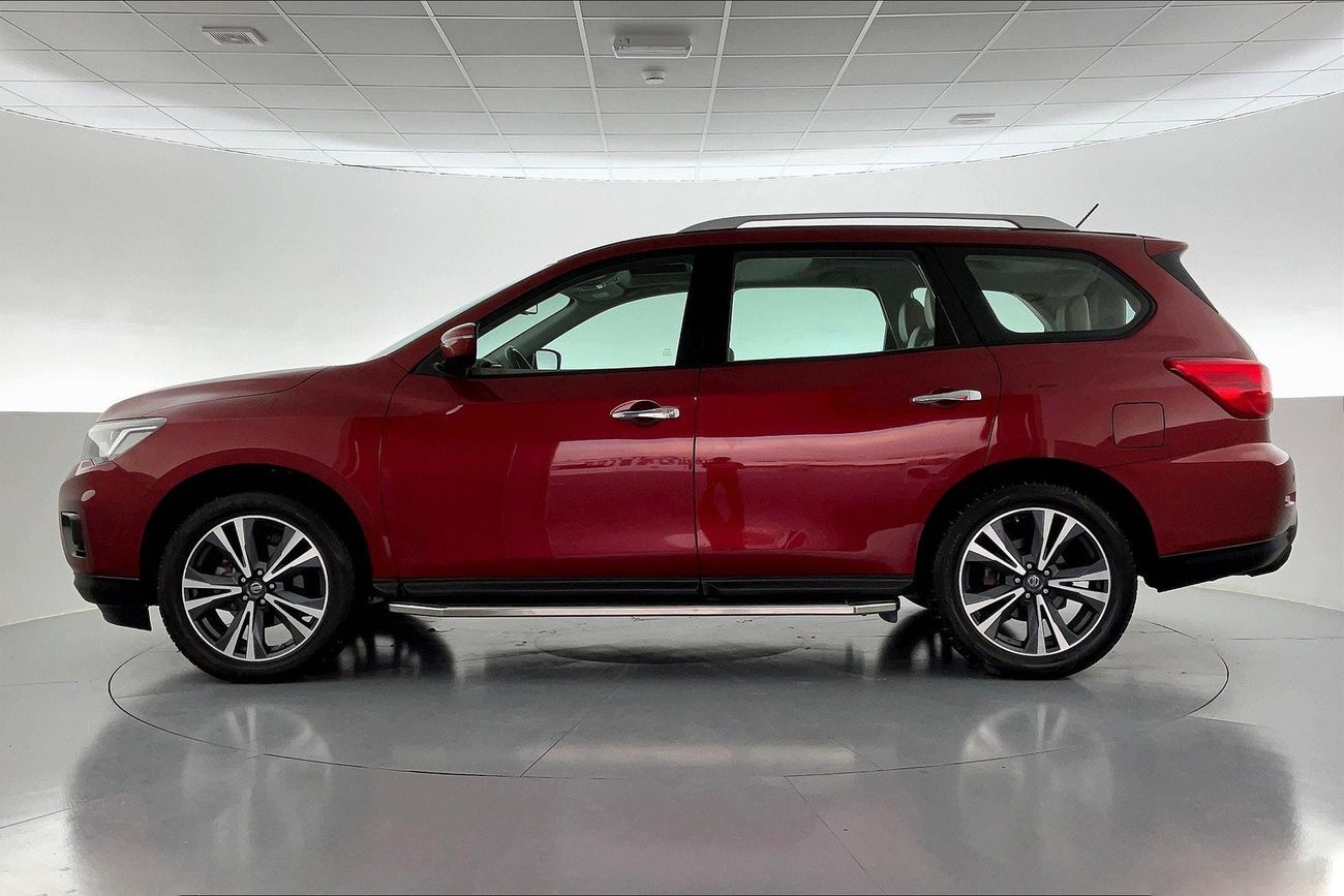 Nissan Pathfinder SV