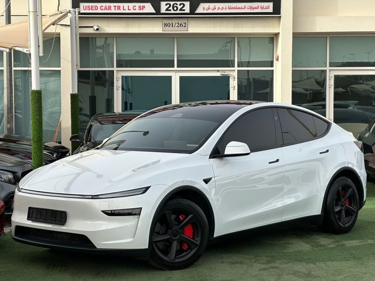 Tesla Model Y LONG RANGE