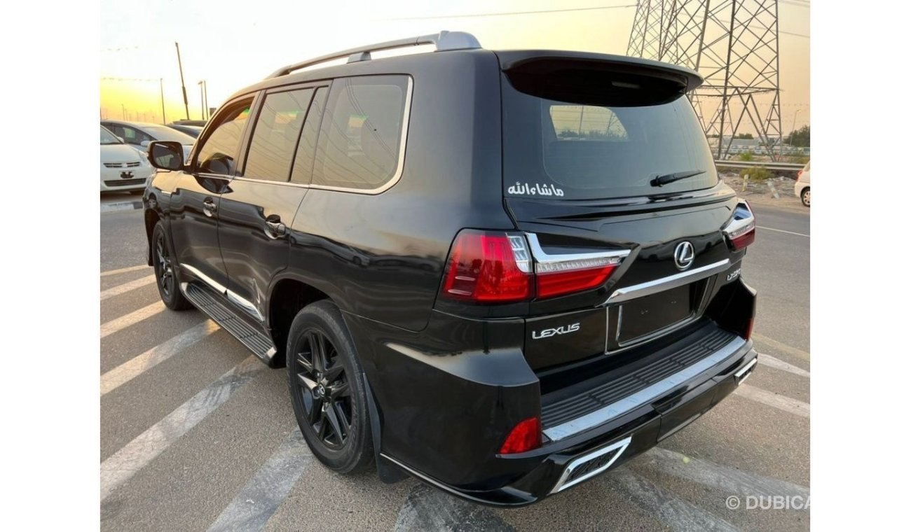 لكزس LX 570 *Offer*2011 Lexus LX570 5.7L V8 With 2021 Modifications GCC Specs No Accident / EXPORT ONLY