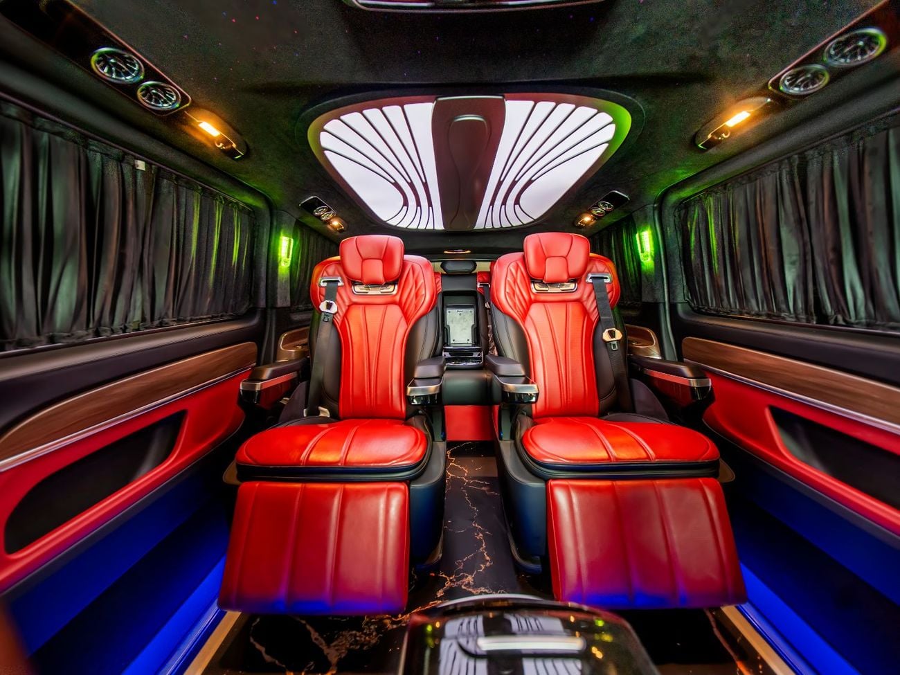 Mercedes Benz V 250