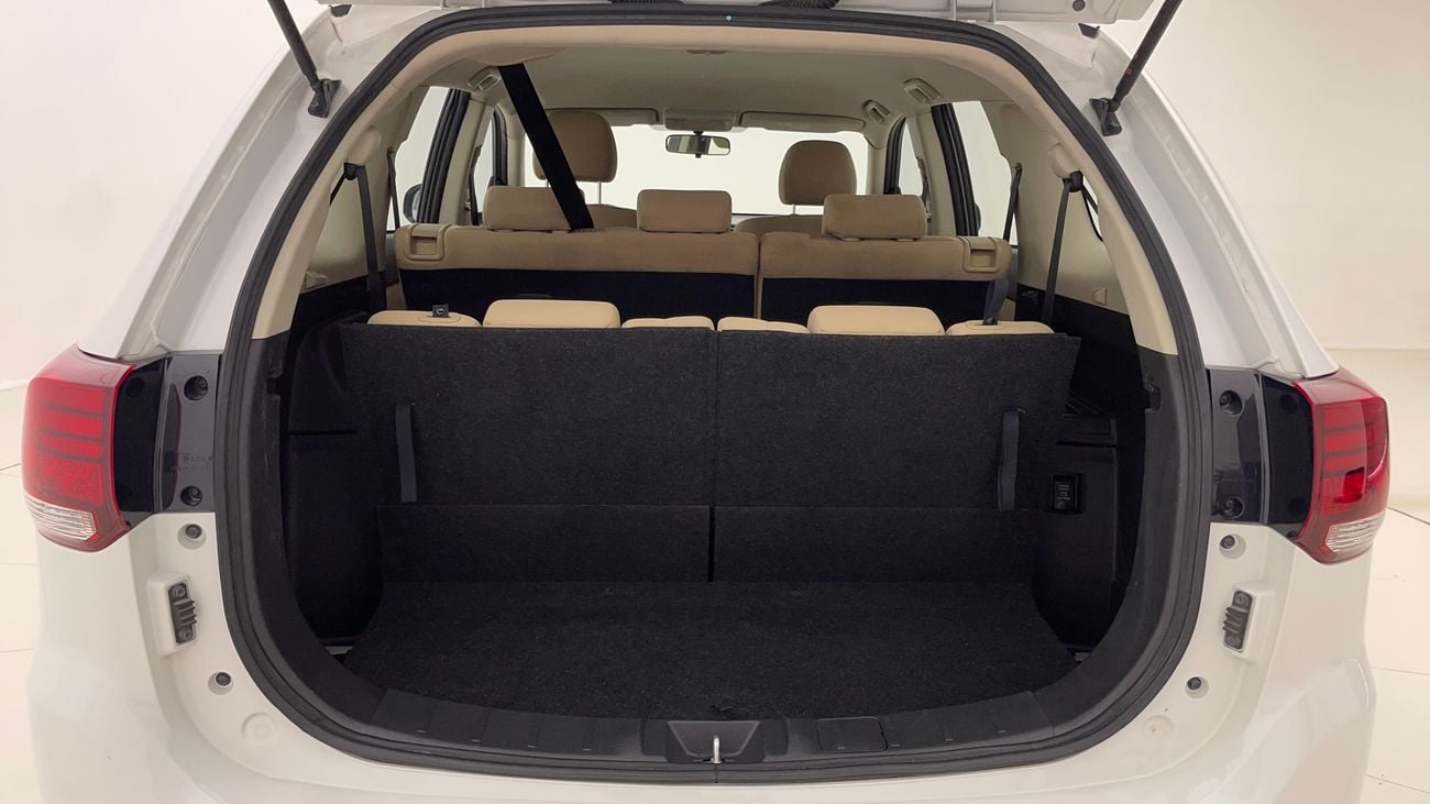 Mitsubishi Outlander GLX MID LINE 2.4 | Zero Down Payment | Home Test Drive