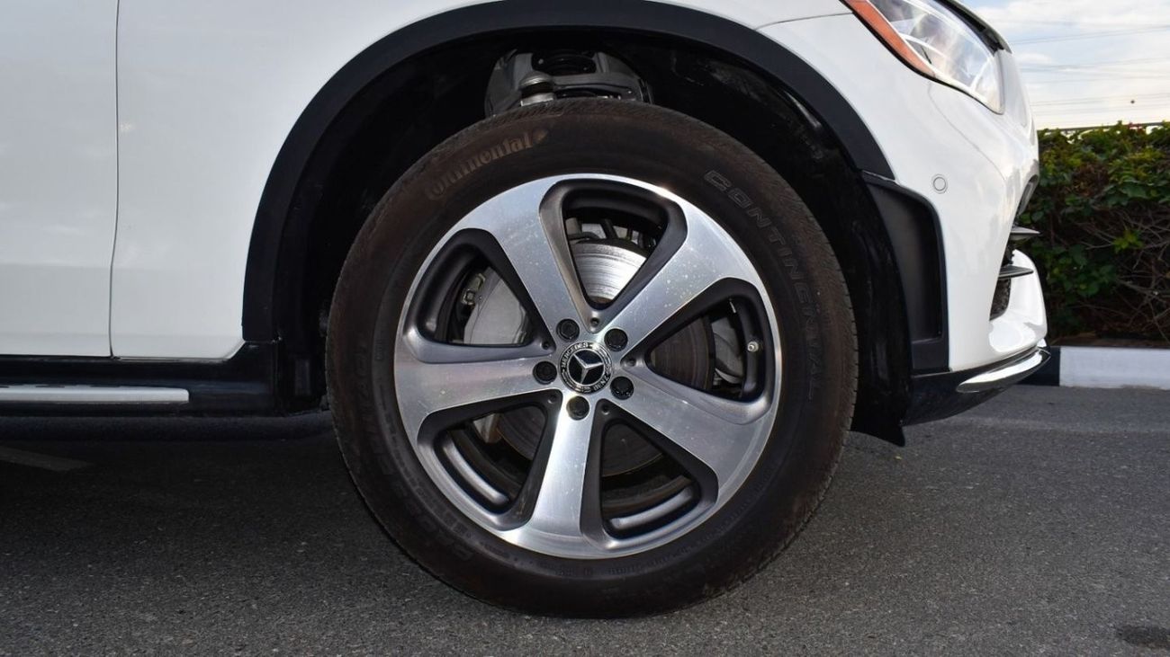 Mercedes-Benz GLC 300 4MATIC Mercedes GLC300 AMG / 2022 / USA