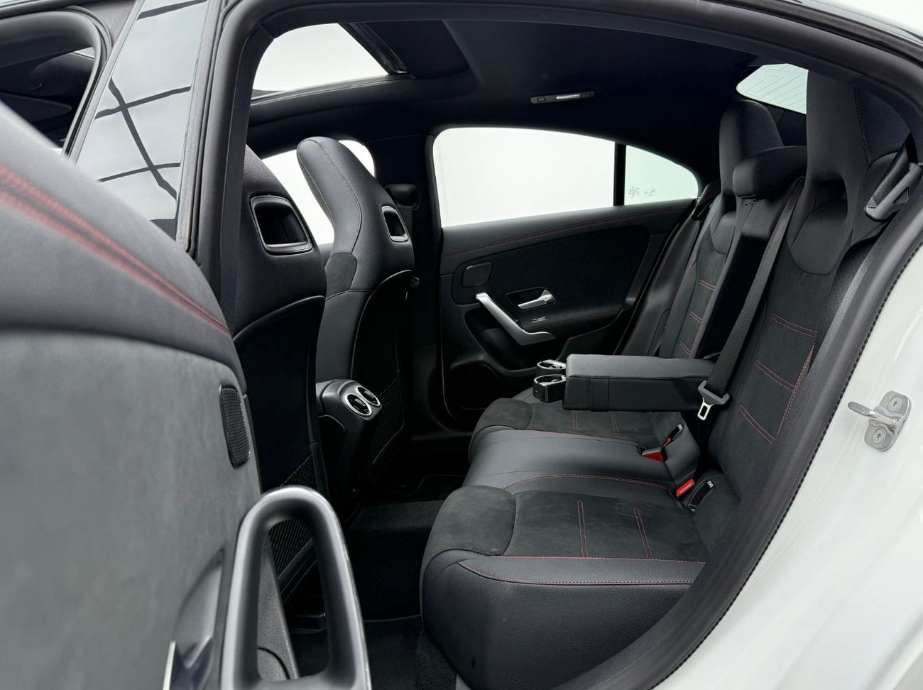 مرسيدس بنز CLA 250 Std 2.0L (221 HP) *Brand New* 2025 Mercedes-Benz CLA250 AMG, 5 Years MB Warranty, Delivery Kms, Full