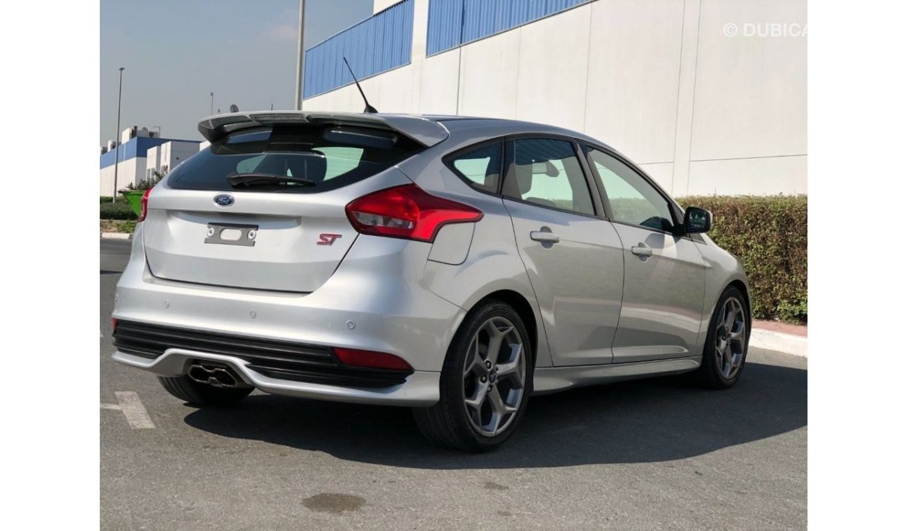 Ford Focus AED 924 / month UNLIMITED KILO METER WARRANTY ST FOCUS  FULL OPTION 2016