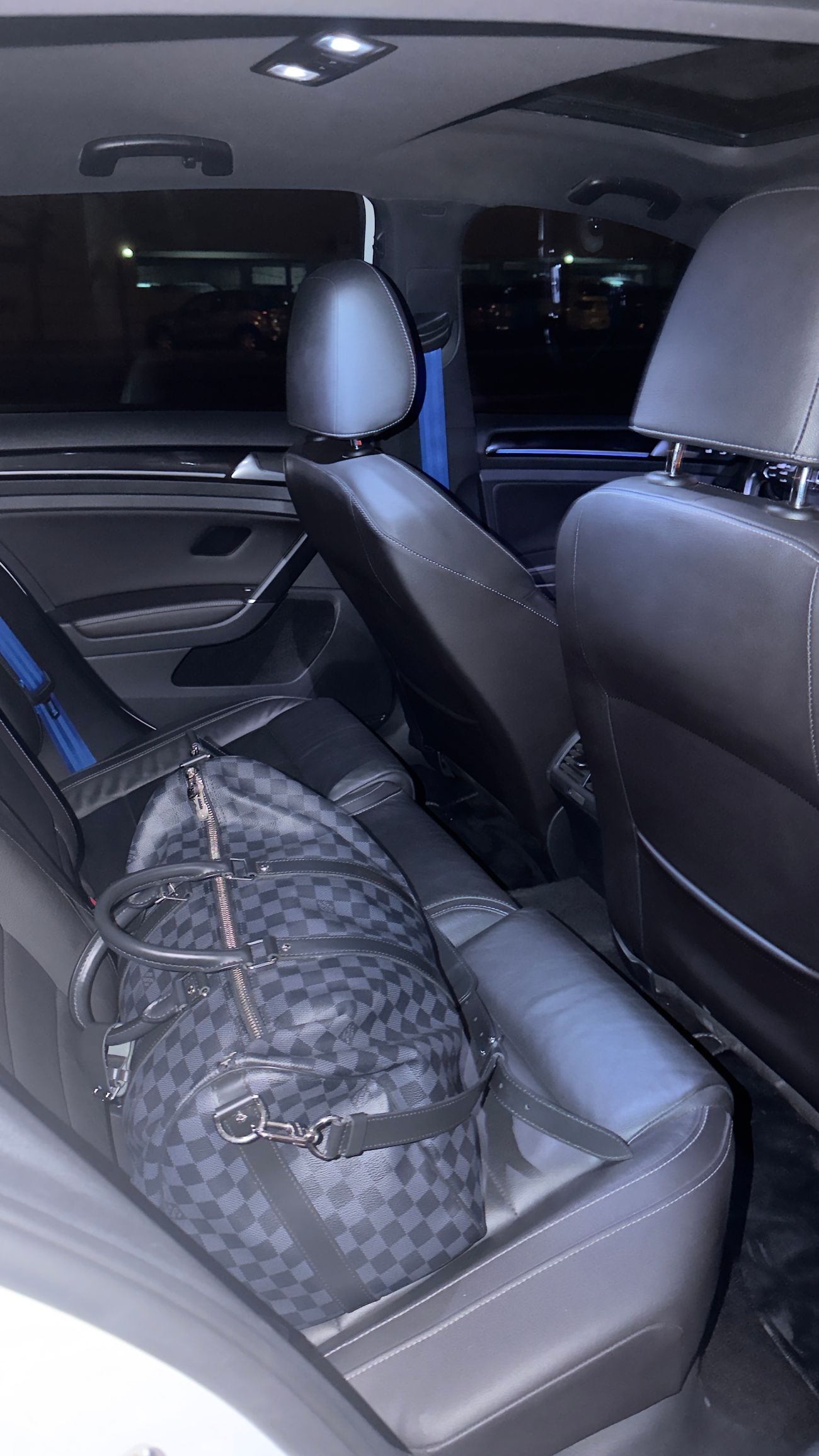 فولكس واجن جولف ار