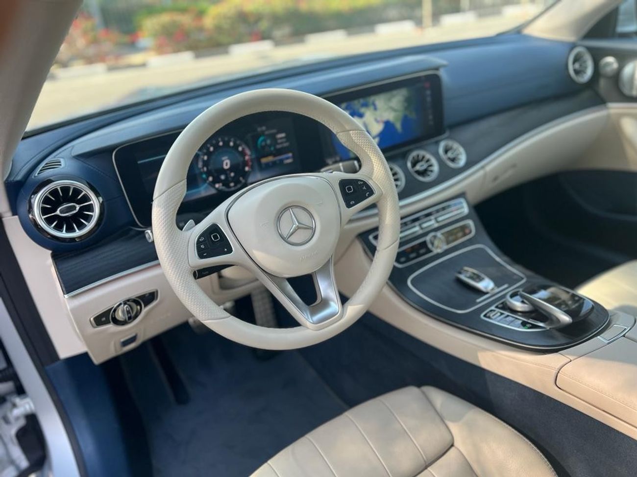 Mercedes-Benz E 400 Coupe MERCEDES BENZ E400 AMG 2018 COUPE FULL OPTIONS TOP OF RANGE WITH DEALER WARRANTY