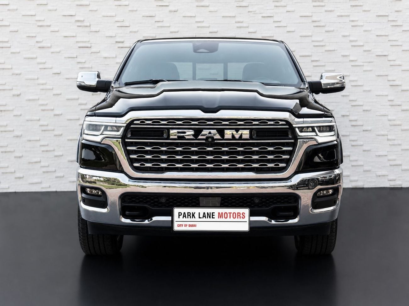 RAM 1500 LIMITED NIGHT EDITION