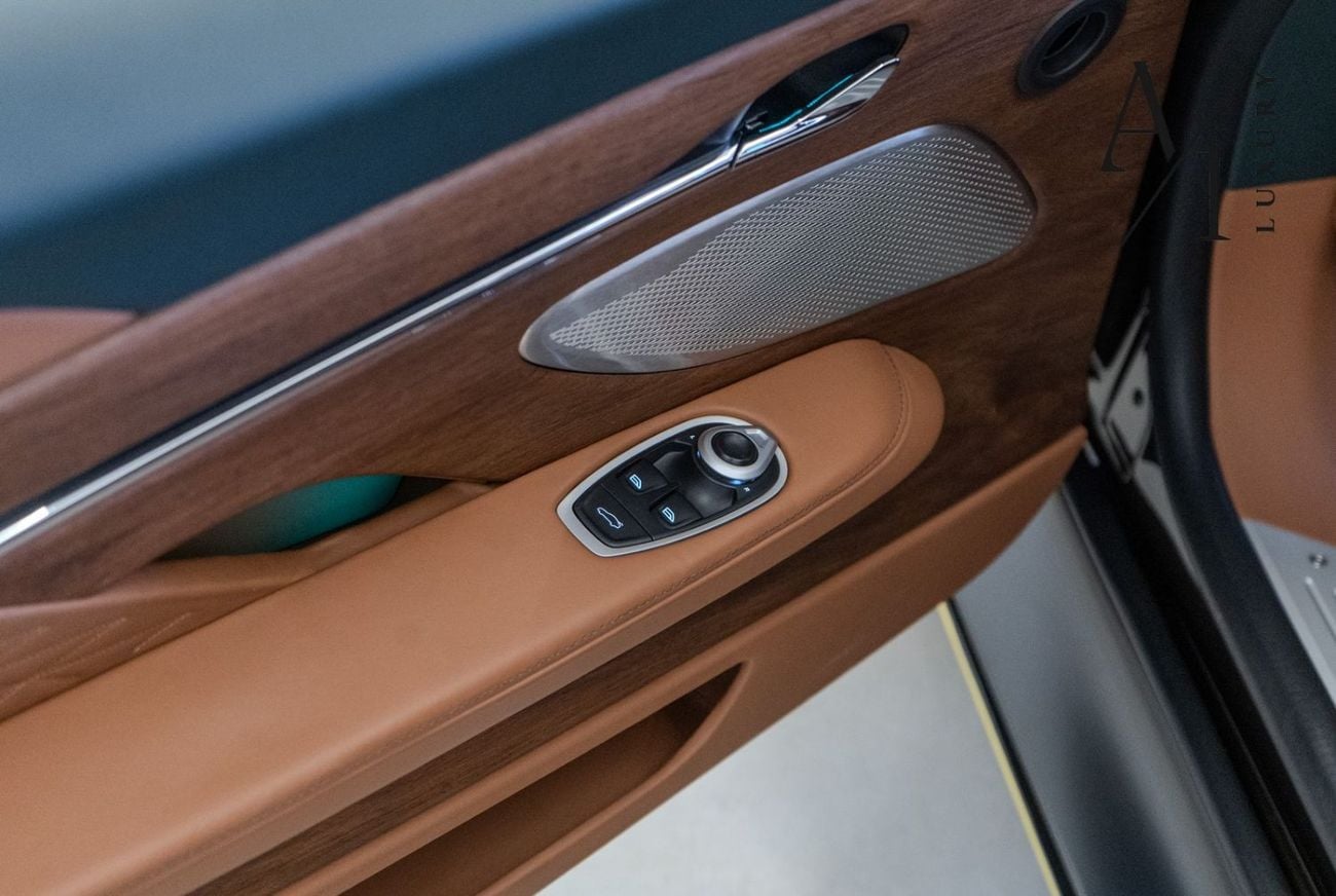 أستون مارتن DB12 2025 Aston Martin DB12, With Warranty & Service Contract, Fully Loaded, GCC Spec