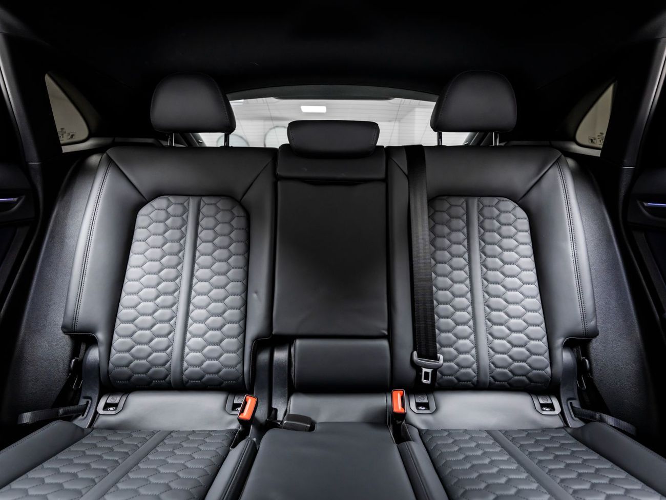 Audi RS Q3 Sportback TFSI quattro 2.5L 2024 Audi RSQ3, 2027 Audi Warranty + Service Contract, Low KMs, GCC