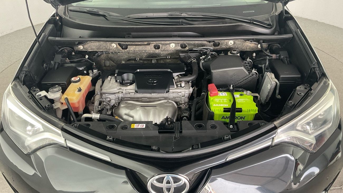 تويوتا راف ٤ 2.5 VXR 4WD NAV LHR AUTO | شامل الضمان | 0 ﺪﻔﻋﺓ ﺃﻮﻟﻯ