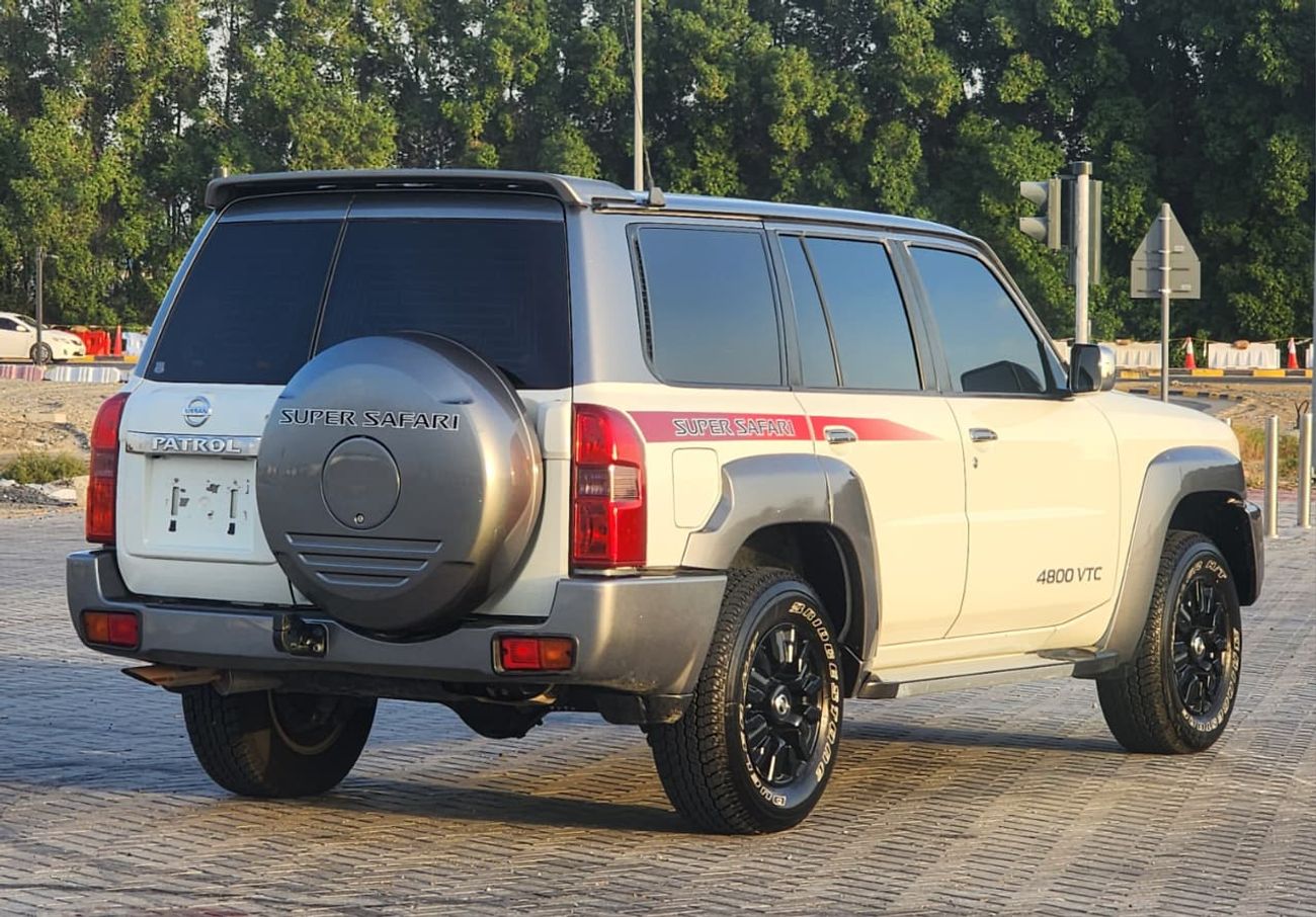 نيسان باترول سوبر سفاري
