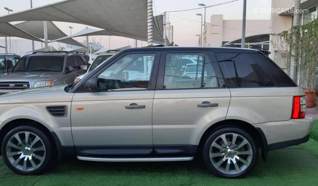 Land Rover Range Rover Sport HSE Gulf - number one - leather - slot - alloy wheels - screen in excellent condition, you do not need a
