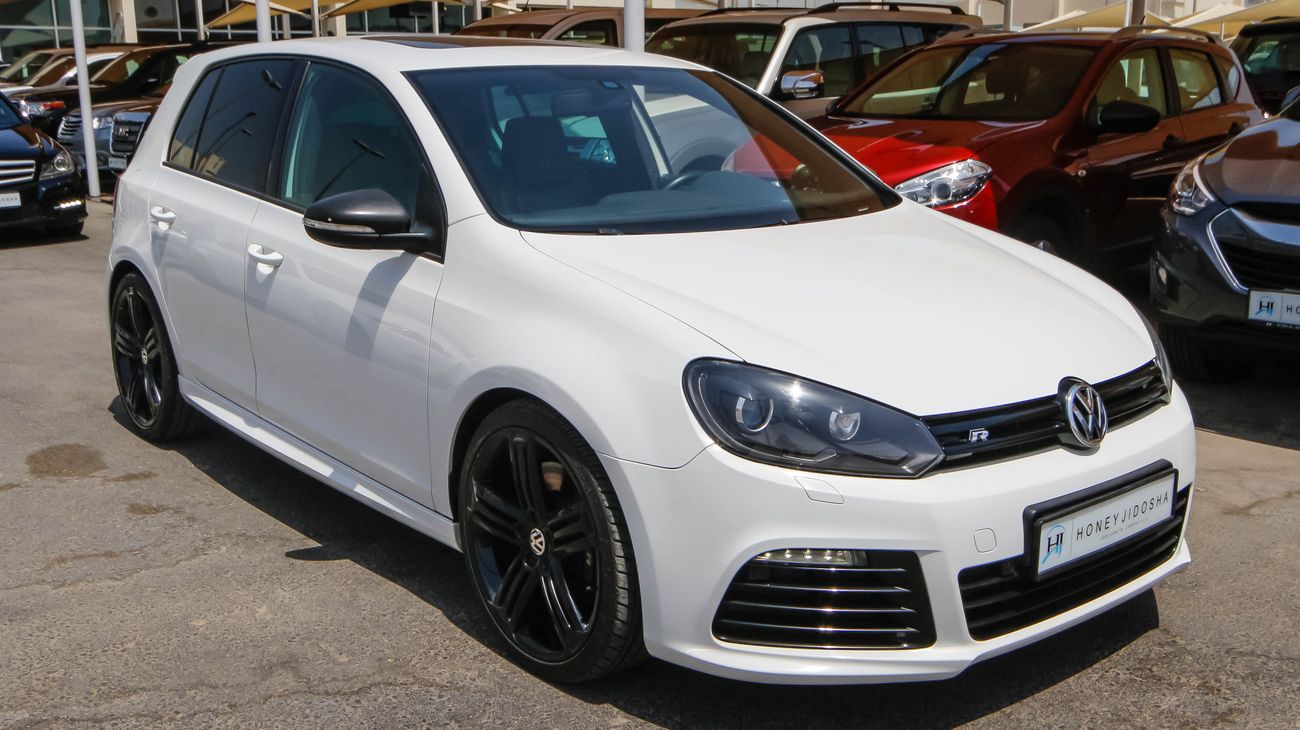 Used Volkswagen Golf R 2013 for sale in Dubai - 69351