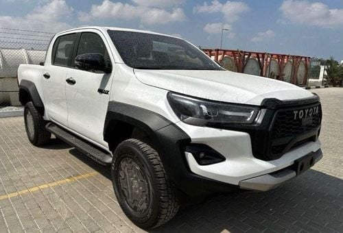 تويوتا هيلوكس GR Sport 2.8L Model 2024