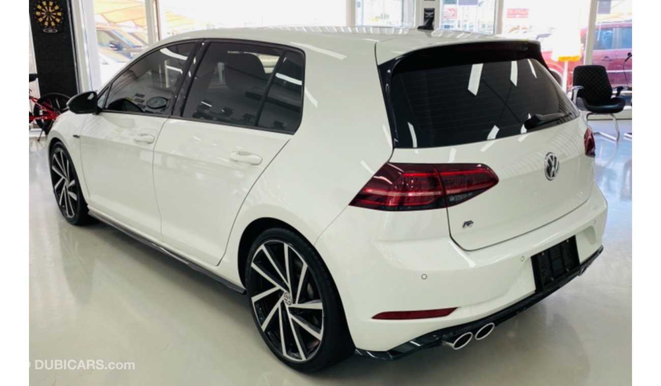 Volkswagen Golf Golf R .. GCC .. Original Paint .. Perfect Condition