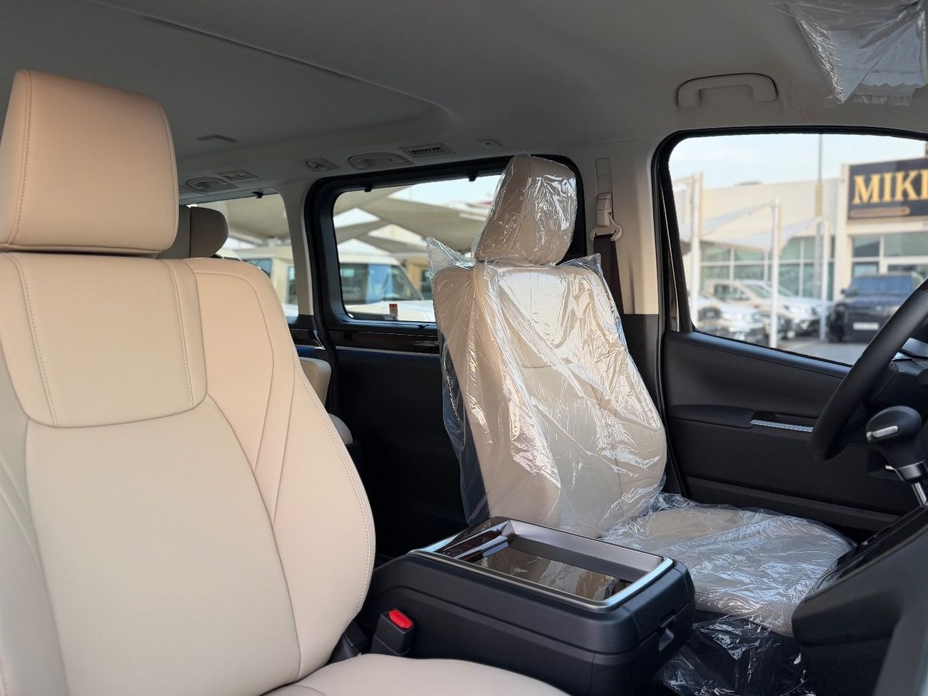 تويوتا جرافينا Granvia V full specs || Gcc