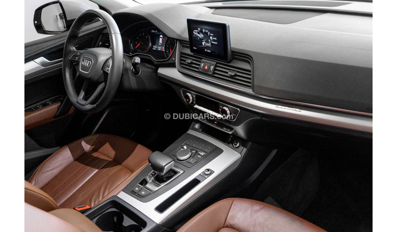 Audi Q5 45 TFSI Quattro 2019 Audi Q5 / Full Audi Service History