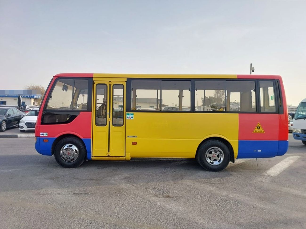 ميتسوبيشي روزا MITSUBISHI ROSA BUS RHD 2004 MODEL 4.2 L DIESEL AUTOMATIC(PM00594)