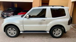 Mitsubishi Pajero GLS HIGHLINE IMMACULATE CONDITION 0501038827/0551398861