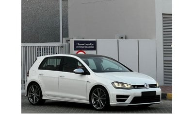 Volkswagen Golf R Sport Volkswagen Golf R 2016 GCC Orginal paint // accident free // perfect condition