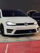 Volkswagen Golf R
