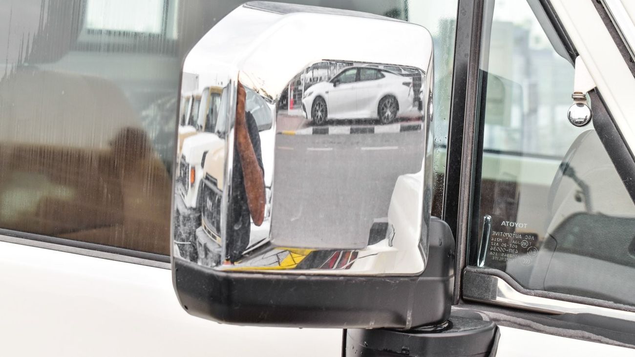 Toyota Land Cruiser Pick Up