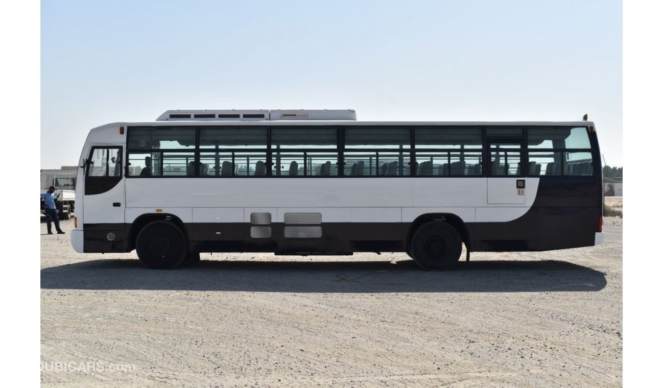 اشوك ليلاند فالكون JULY OFFER | 2006 | ASHOK LEYLAND FALCON | 63-SEATER V6 | MANUAL TRANSMISSION | GCC | VERY WELL-MAIN