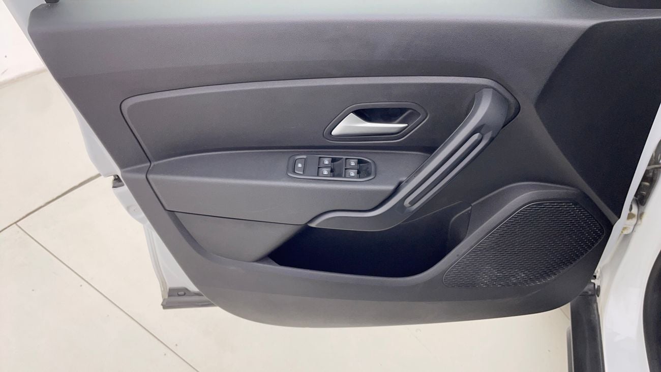 رينو داستر 2025 SE | AED 663/Month | 0 DP | 30 Day Return | Warranty | Service History