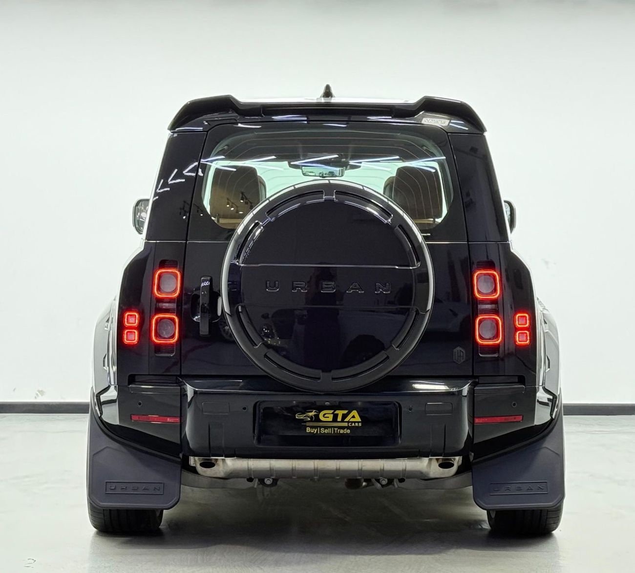 لاند روفر ديفندر P400 110 HSE 3.0L (5 Seater) 2024 Land Rover Defender 110 P400 Urban Kit, 2029 LR Warranty + Service