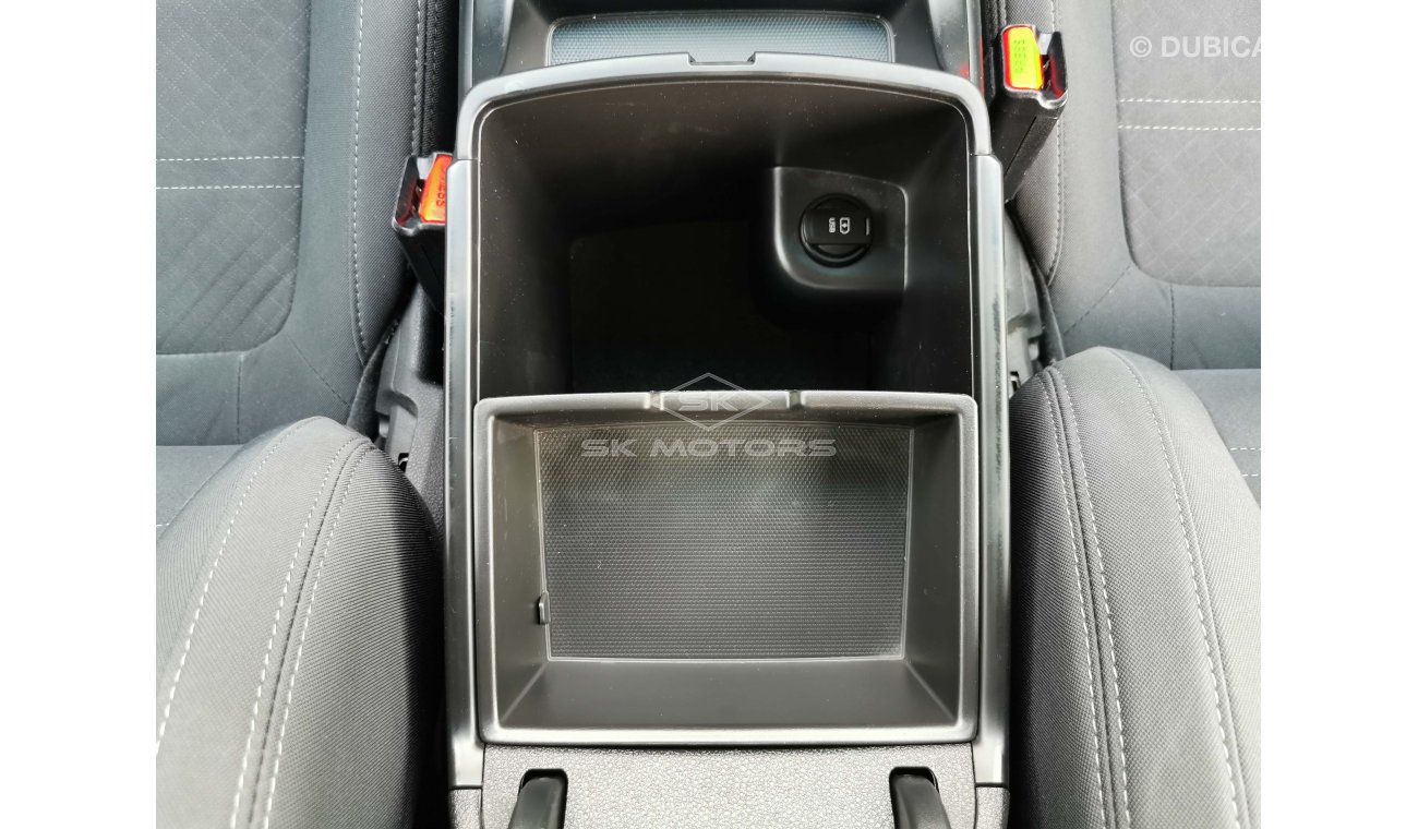 كيا سورينتو 17" Rims, DRL LED Headlight, Fog Light, Rear Camera, Drive Mode, Rear A/C, Fabric Seats  (LOT # 386)