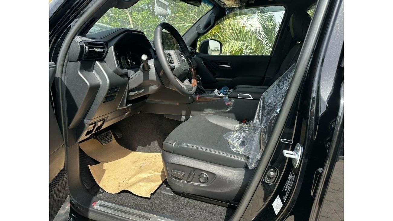 Toyota Land Cruiser 2024 Toyota Land Cruiser GXR 3.5L Twin Turbo Engine V6 Petrol A/T 4WD For Export Only