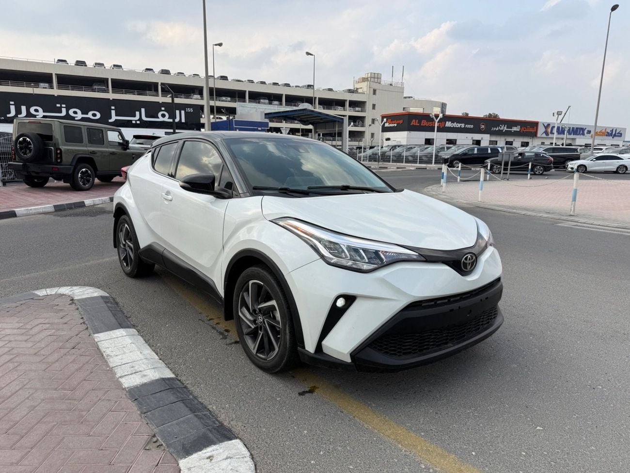 Toyota CHR LIMITED,LEADER SEAT,PUSH START, STICKER 2023 MODEL