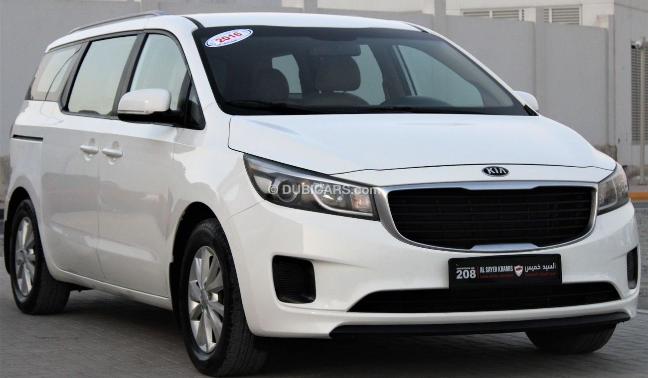 كيا كارنيفال كيا كرنيفال 2016 خليجي بحالة ممتازة بدون حوادث نظيفه جدا من الداخل والخارج