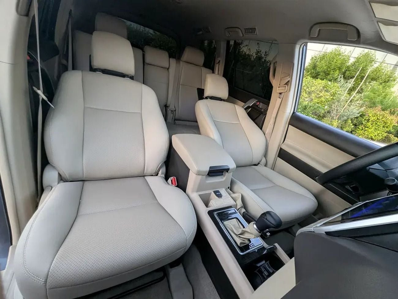 Toyota Prado TX-L Facelifted With Interior And Exterior TXL GCC Specs In excellent Condition