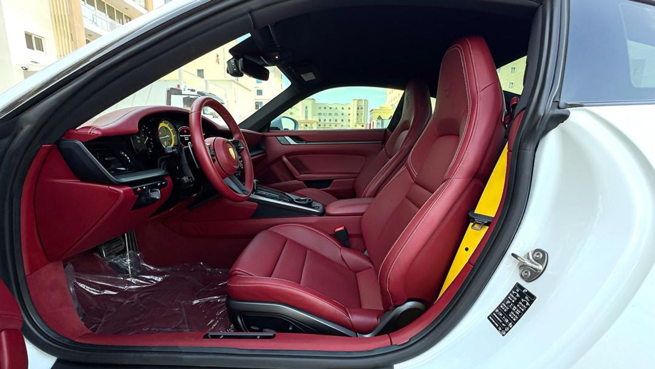 بورش 911 Carrera 3.0L (444 HP) Coupe