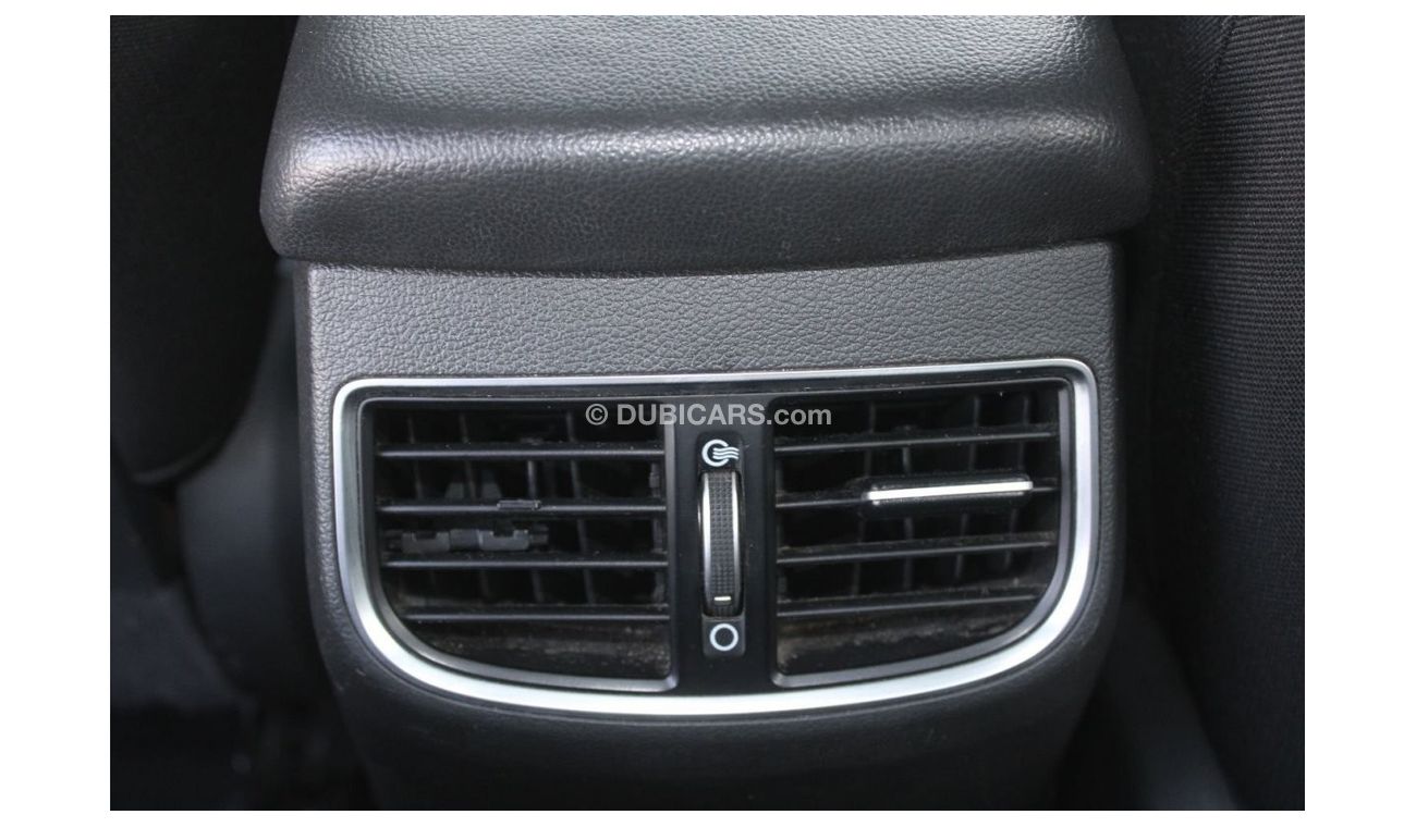 Hyundai Elantra GL Hyundai Elantra 2018 GCC in excellent condition without accidents