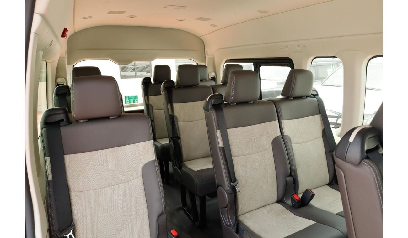 Toyota Hiace TOYOTA HIACE 3.5 AT GL WHITE 2025