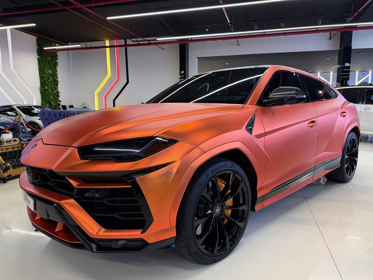 لامبورغيني اوروس STD 4.0T V8