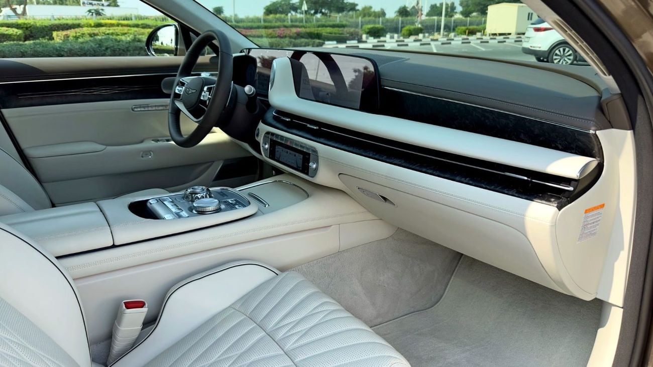 Genesis G90 2023 Genesis G90 3.5 Turbo E-Supercharged AWD, Dealer Warranty, GCC Specs (Carbon Package Int)