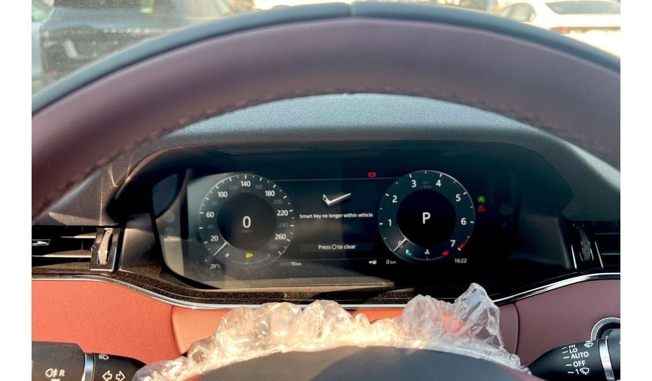 Land Rover Range Rover Evoque Green /2024 /15KM/ mild hybrid Long wheel base +10% Local Registration