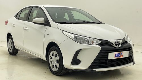 تويوتا يارس SE 1.5 | بدون دفعة مقدمة | اختبار القيادة في المنزل