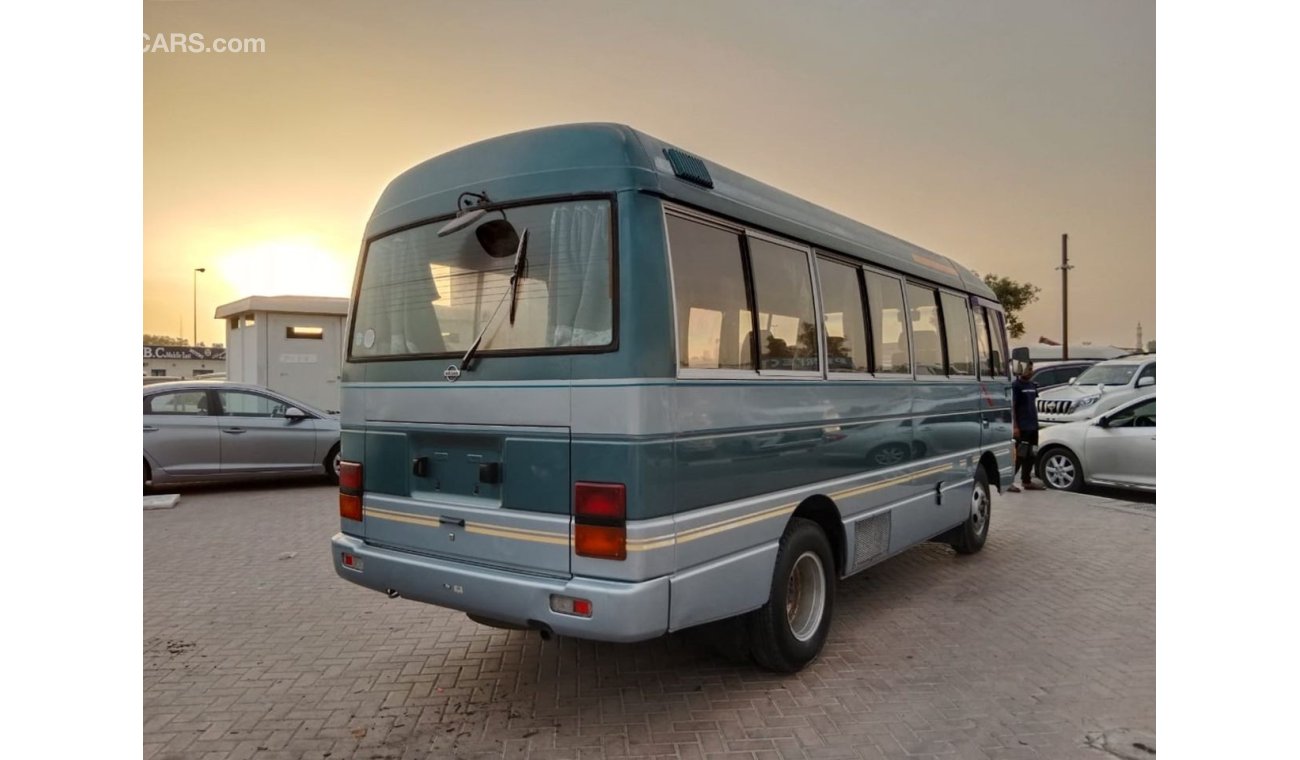 Nissan Civilian NISSAN CIVILIAN BUS RIGHT HAND DRIVE (PM1556)