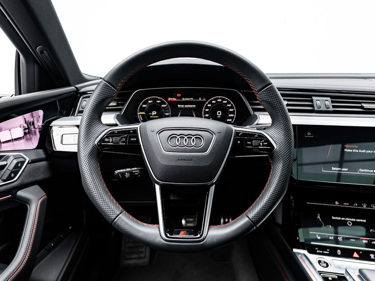 أودي Q8 إي ترون 55 quattro S Line