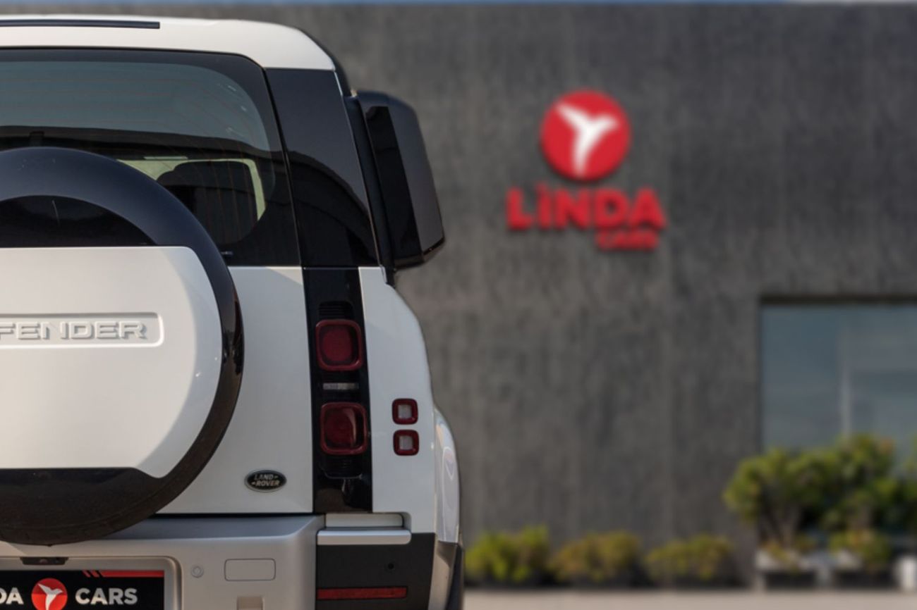 لاند روفر ديفندر 130 HSE P400 HSE P400