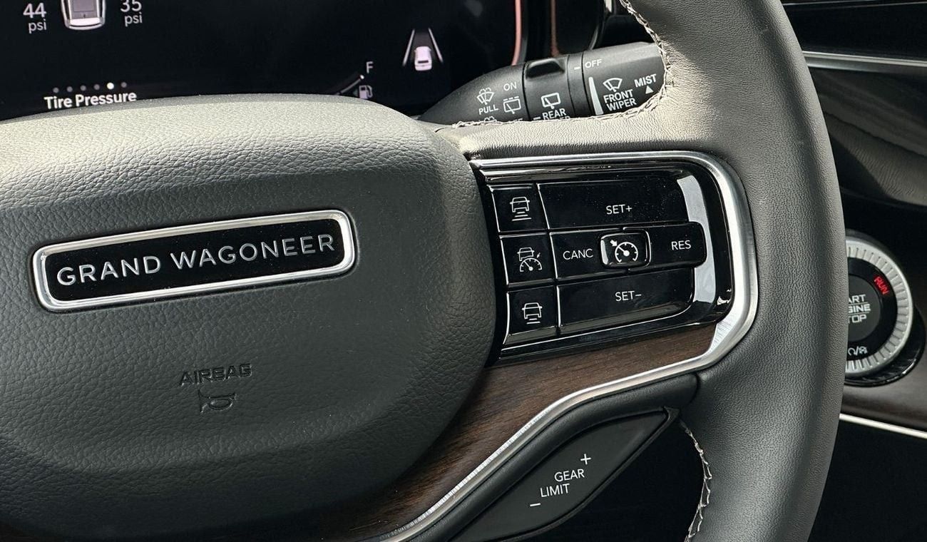 جيب جراند واجونير 3.0T 4WD Series 2 Agency Warranty 2023 GCC 0kms