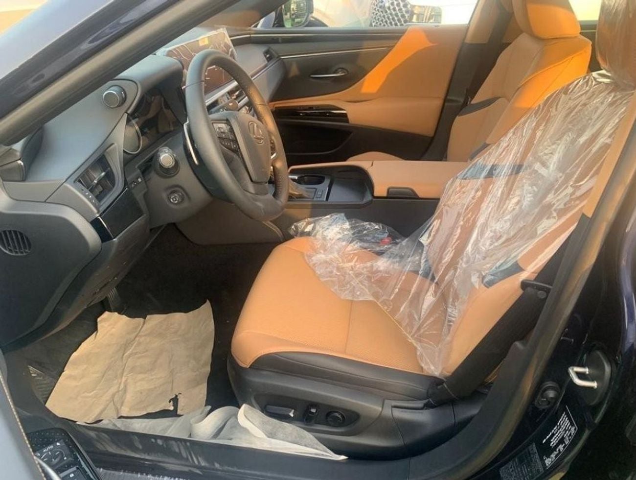 Lexus ES350 3.5 L PETROL V6 2025