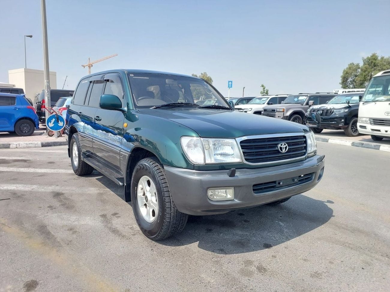 تويوتا لاند كروزر (RAMADAN OFFER) TOYOTA LAND CRUISER RHD 2001 MODEL 4.2 L DIESEL AUTOMATIC(PM23194)