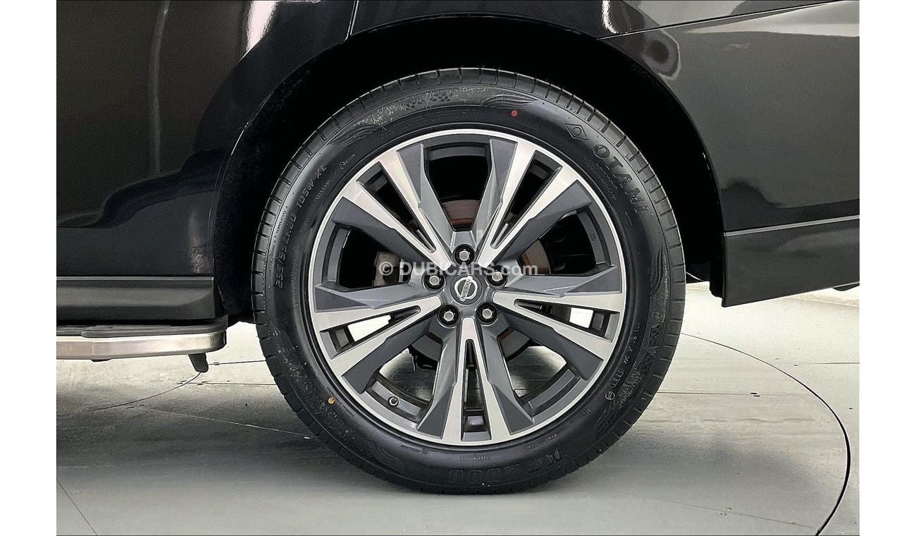 Nissan Pathfinder SV