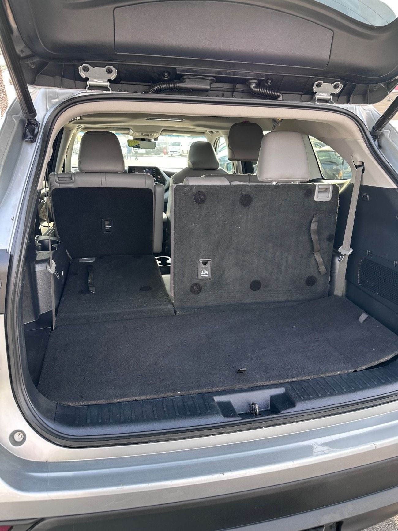 تويوتا هايلاندر Highlander xle Hybrid 4x4 Full option