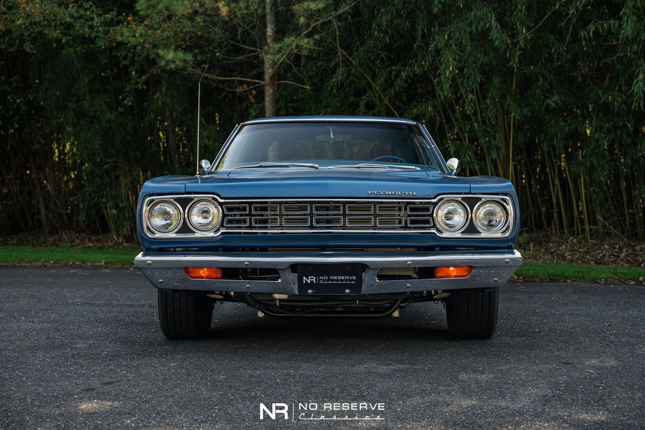 Plymouth Road Runner 426 Hemi Hellephant powered 1 of 1 Pro Touring Restomod